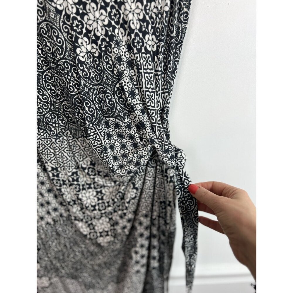 Lafayette 148 New York Faux Wrap Stretchy Black & White Abstract Dress Medium - Picture 3 of 8